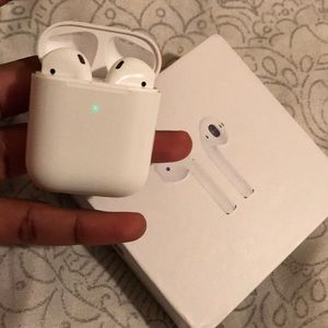 AirPods